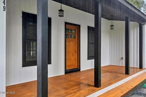 49 Tabor Halfmoon NY 12118