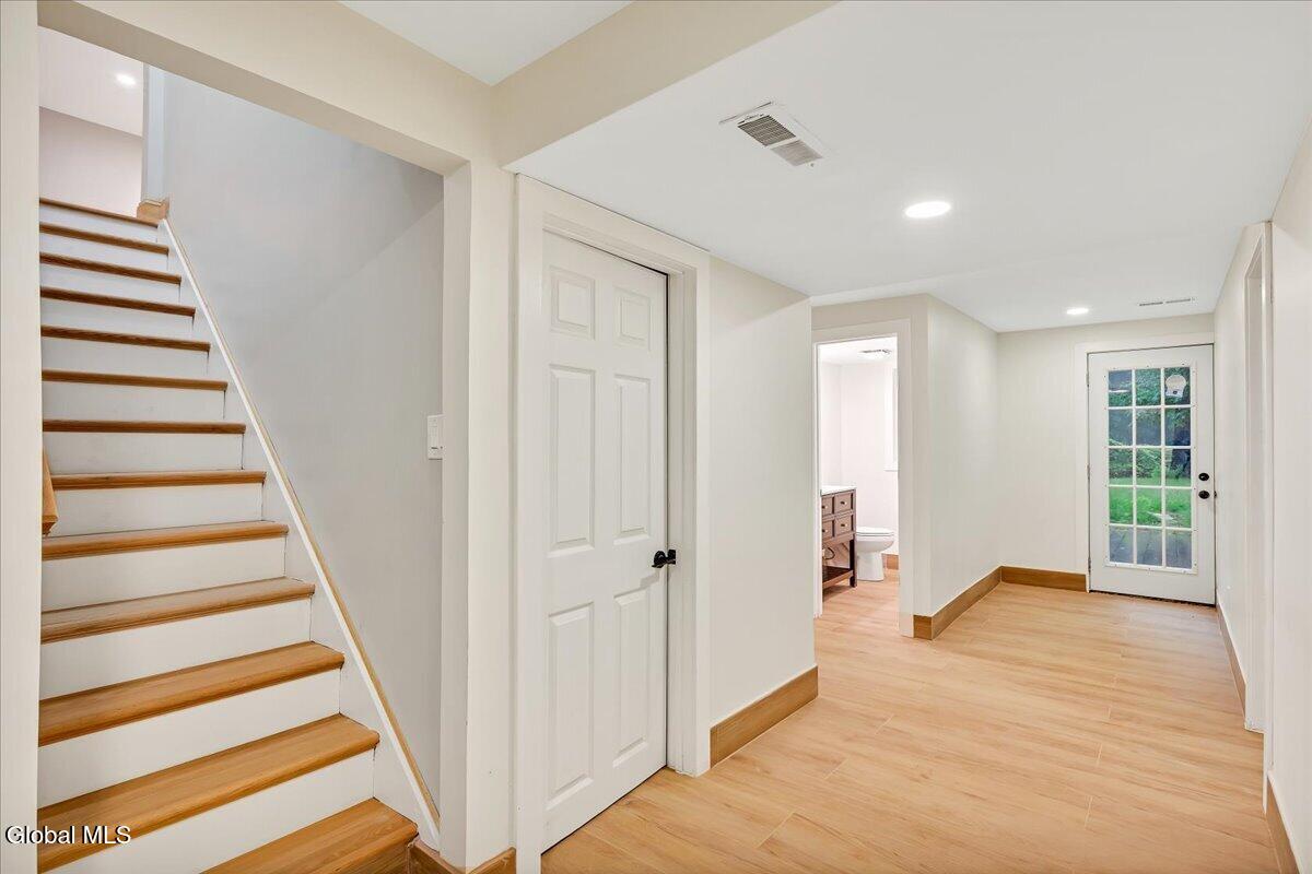 49 Tabor Halfmoon NY 12118