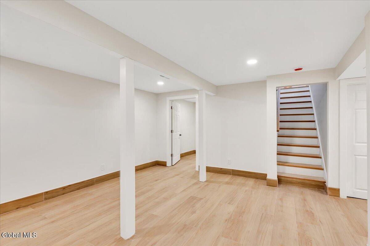 49 Tabor Halfmoon NY 12118