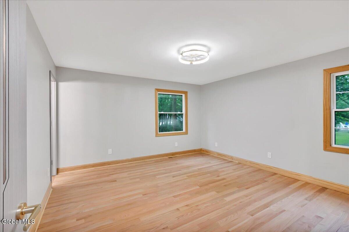 49 Tabor Halfmoon NY 12118