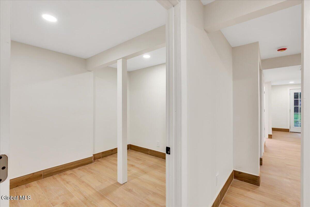 49 Tabor Halfmoon NY 12118