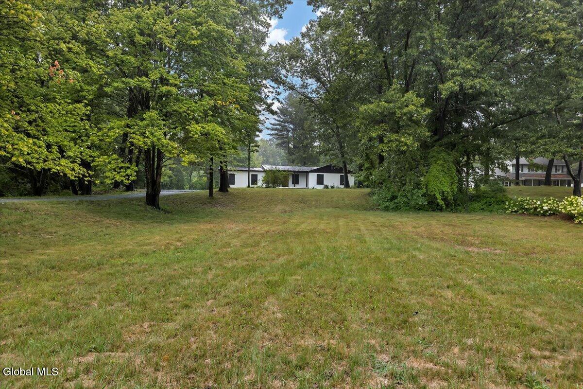 49 Tabor Halfmoon NY 12118