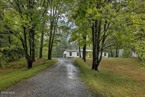 49 Tabor Halfmoon NY 12118