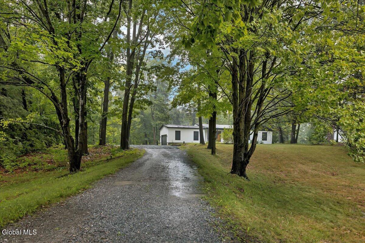 49 Tabor Halfmoon NY 12118