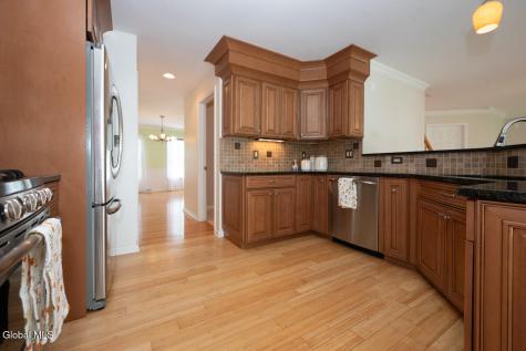 20 Ivywood Drive Selkirk NY 12158