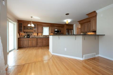 20 Ivywood Drive Selkirk NY 12158