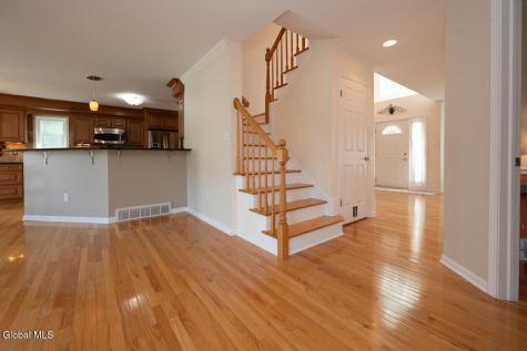 20 Ivywood Drive Selkirk NY 12158
