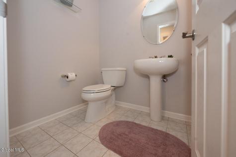20 Ivywood Drive Selkirk NY 12158