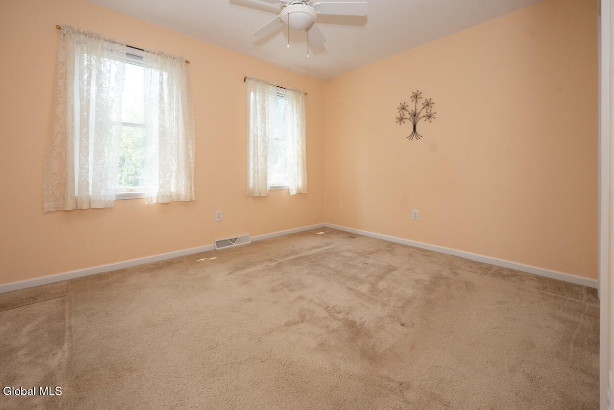 20 Ivywood Drive Selkirk NY 12158