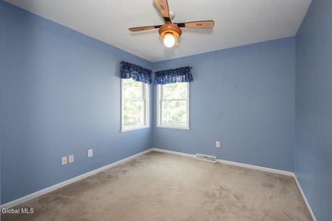 20 Ivywood Drive Selkirk NY 12158