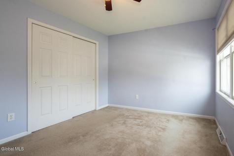 20 Ivywood Drive Selkirk NY 12158