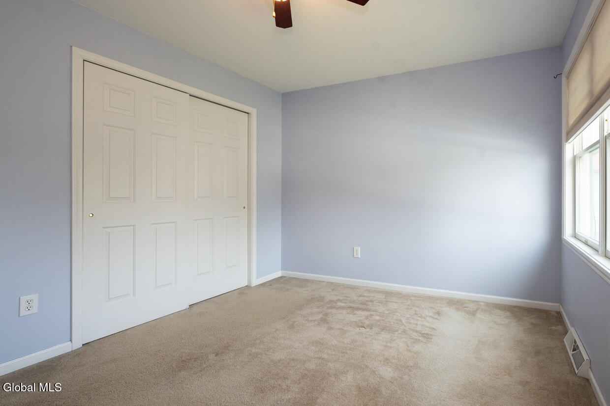 20 Ivywood Drive Selkirk NY 12158