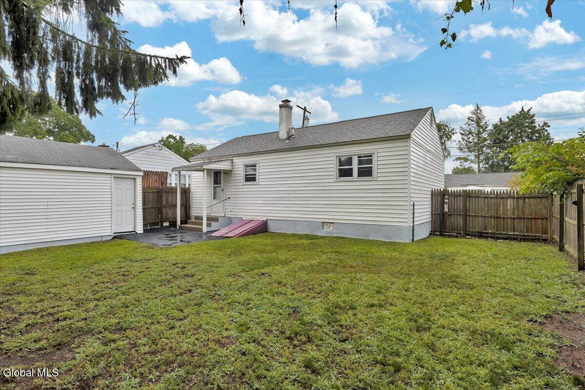50 Rooney Avenue Colonie NY 12205