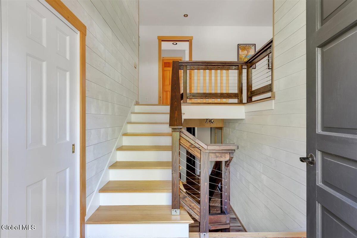 2307 Pine Ridge Road Niskayuna NY 12309