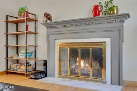 2307 Pine Ridge Road Niskayuna NY 12309