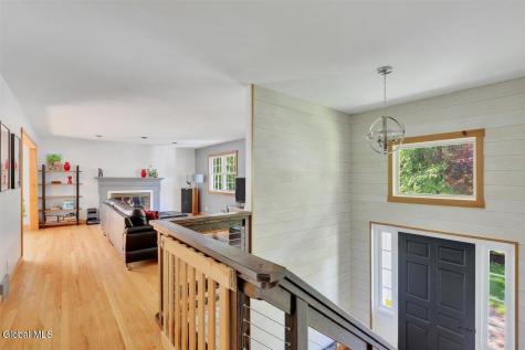 2307 Pine Ridge Road Niskayuna NY 12309