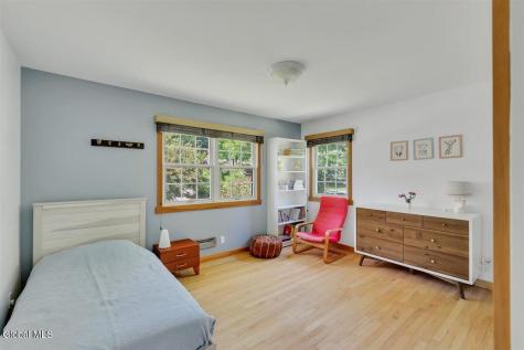 2307 Pine Ridge Road Niskayuna NY 12309