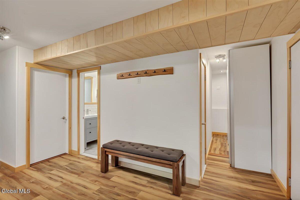 2307 Pine Ridge Road Niskayuna NY 12309