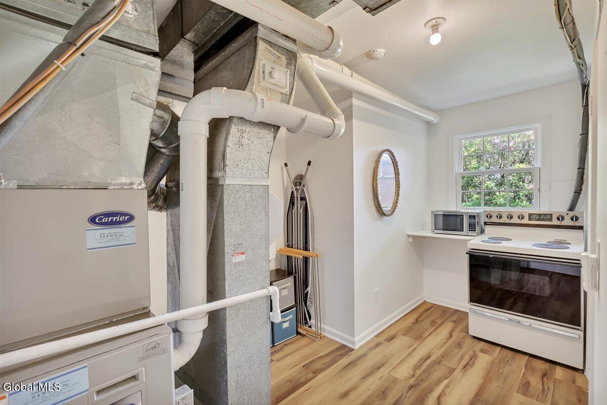 2307 Pine Ridge Road Niskayuna NY 12309