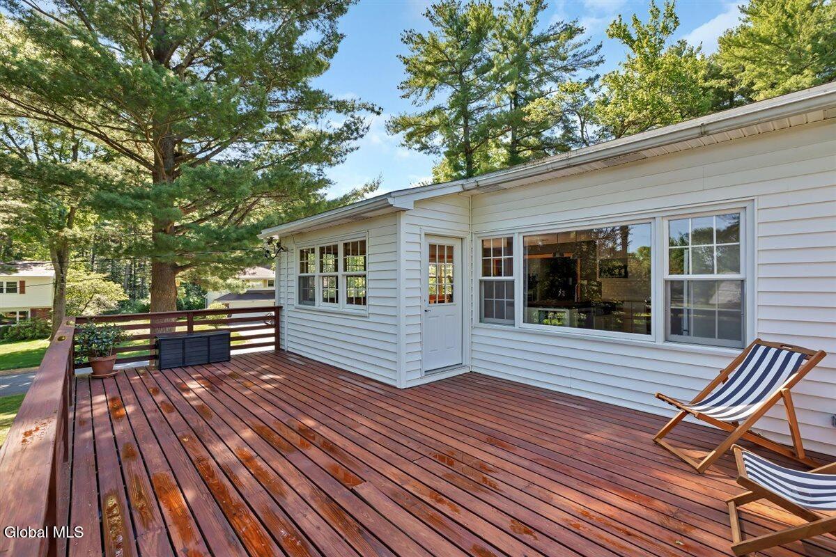 2307 Pine Ridge Road Niskayuna NY 12309