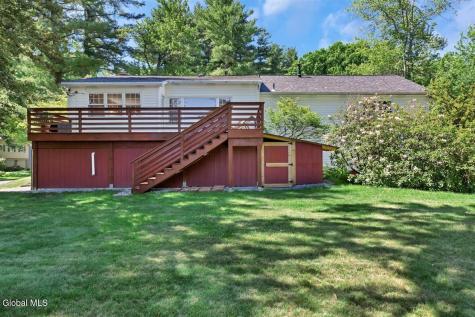 2307 Pine Ridge Road Niskayuna NY 12309