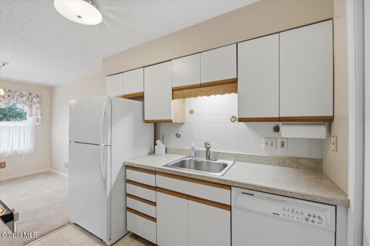 1200 Hillside Avenue Niskayuna NY 12309