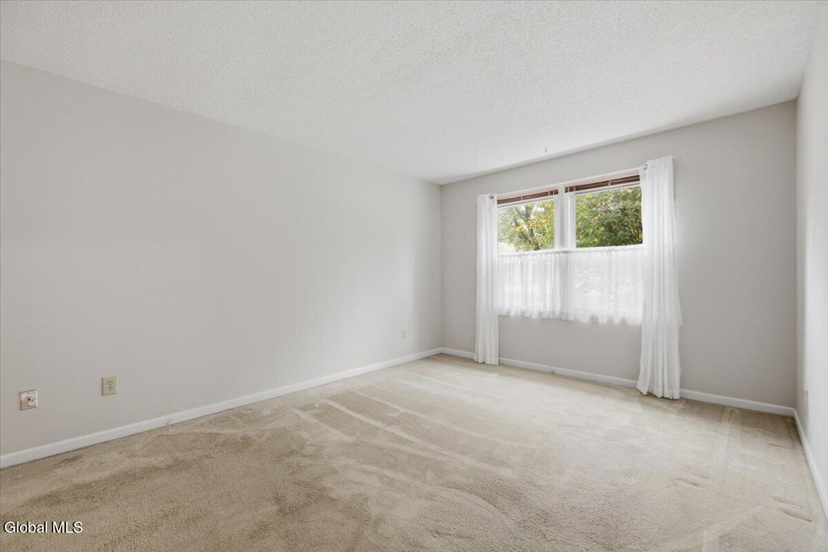 1200 Hillside Avenue Niskayuna NY 12309