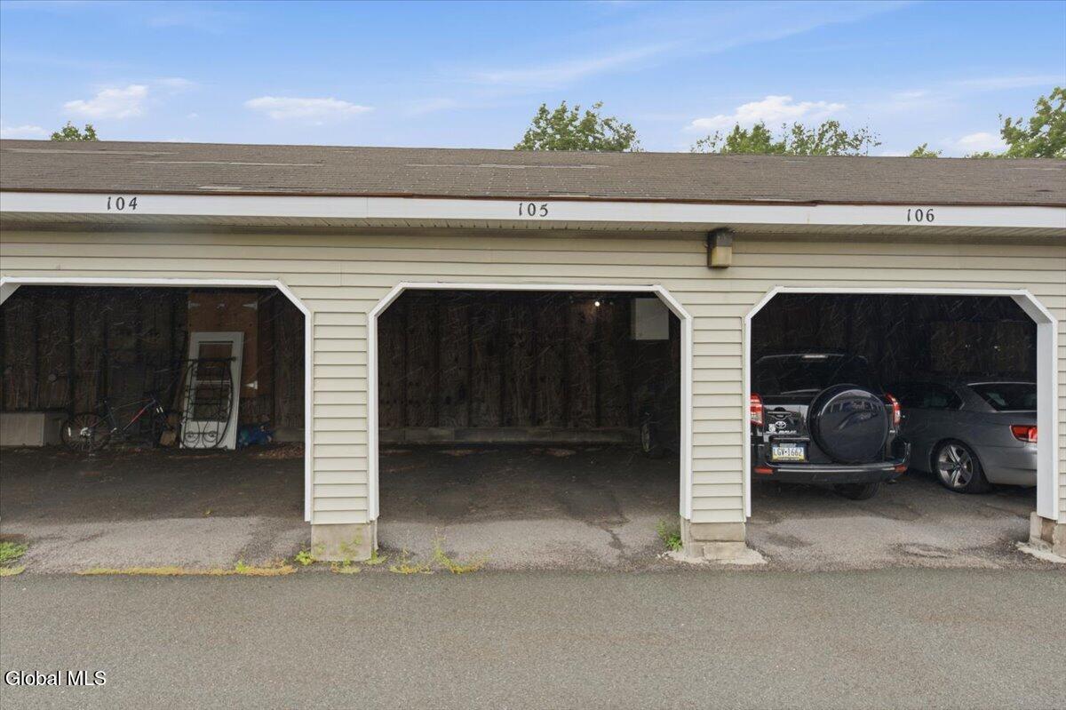 1200 Hillside Avenue Niskayuna NY 12309