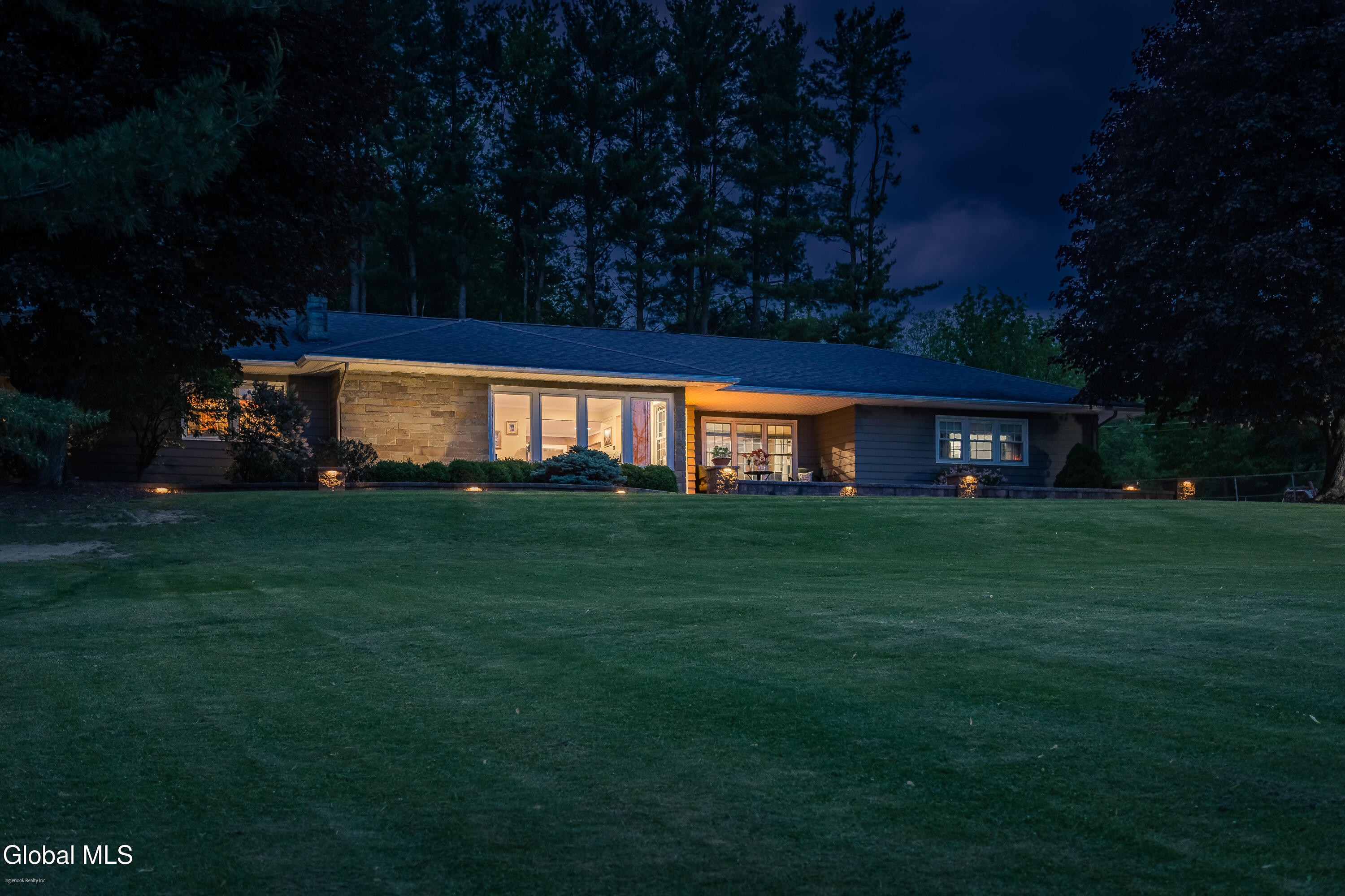 109 Golf Course Road Amsterdam NY 12010