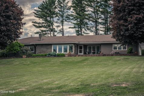 109 Golf Course Road Amsterdam NY 12010