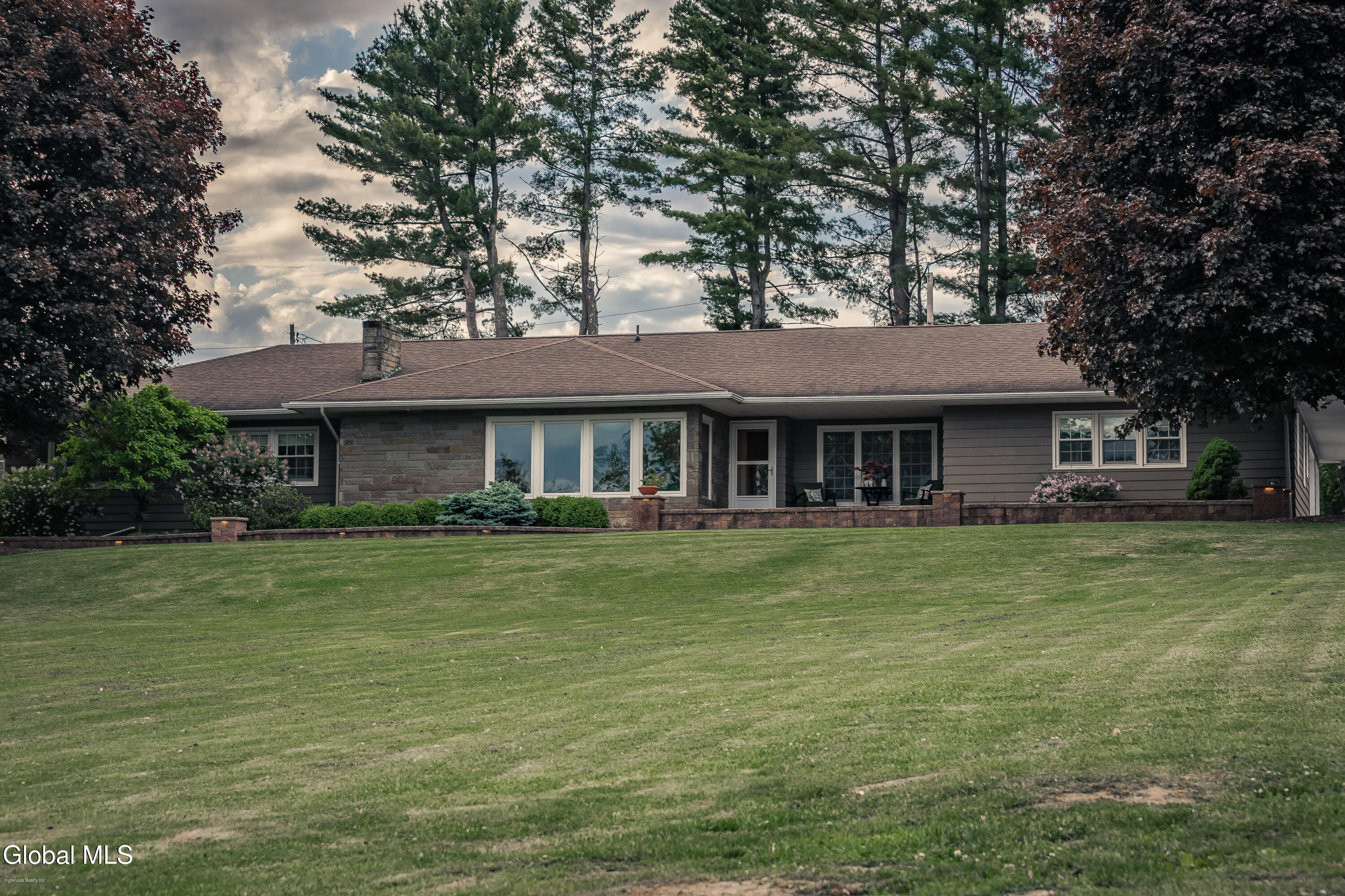 109 Golf Course Road Amsterdam NY 12010