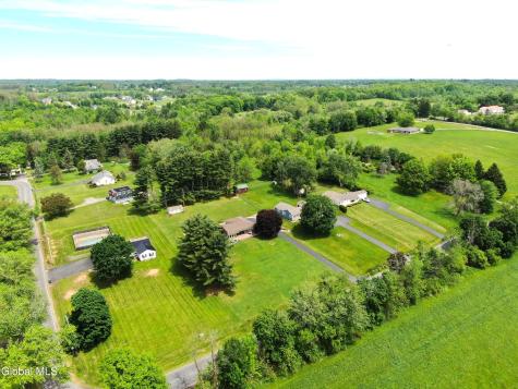 109 Golf Course Road Amsterdam NY 12010