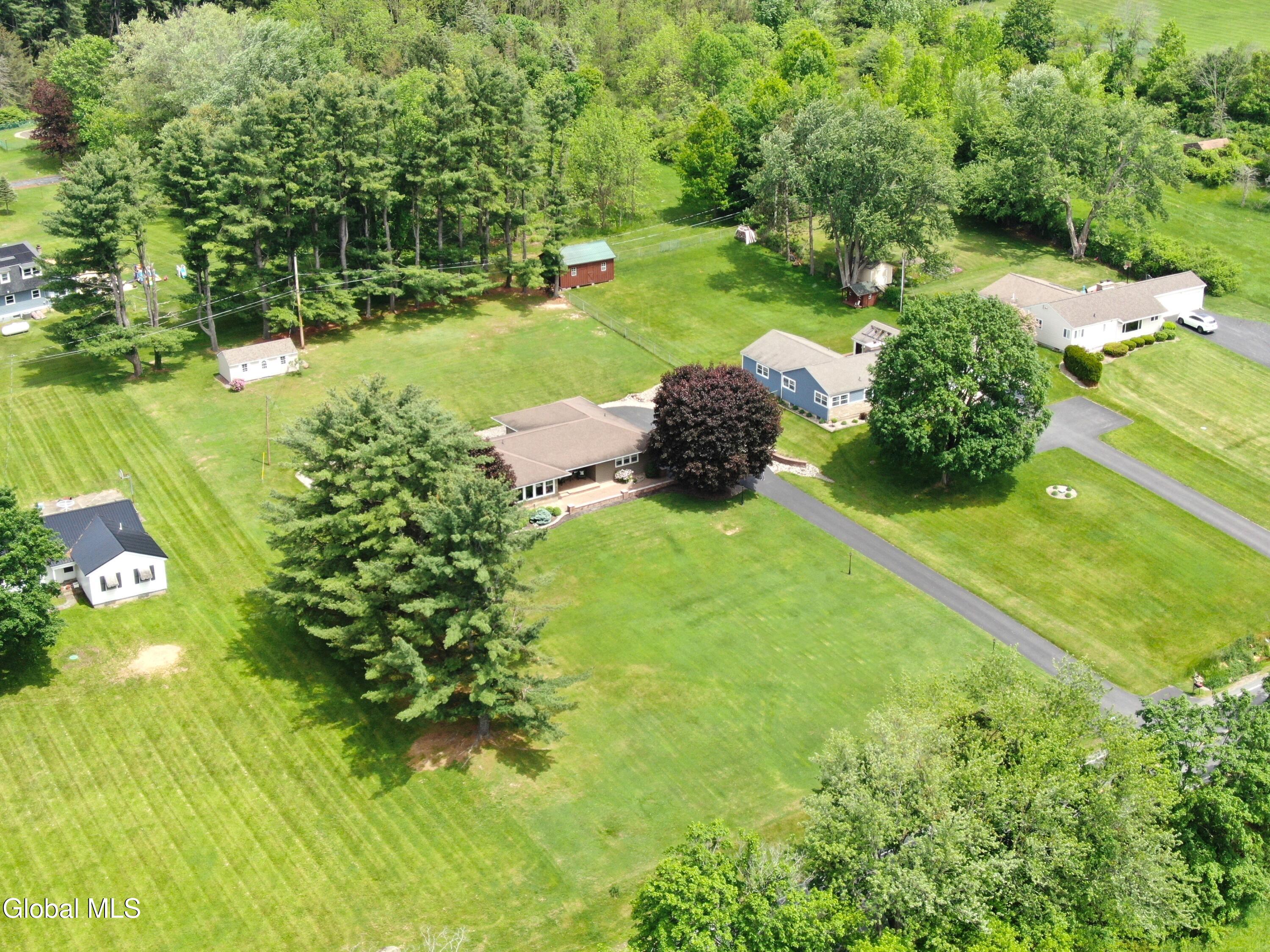 109 Golf Course Road Amsterdam NY 12010