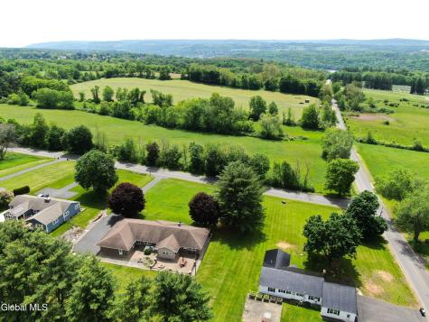 109 Golf Course Road Amsterdam NY 12010
