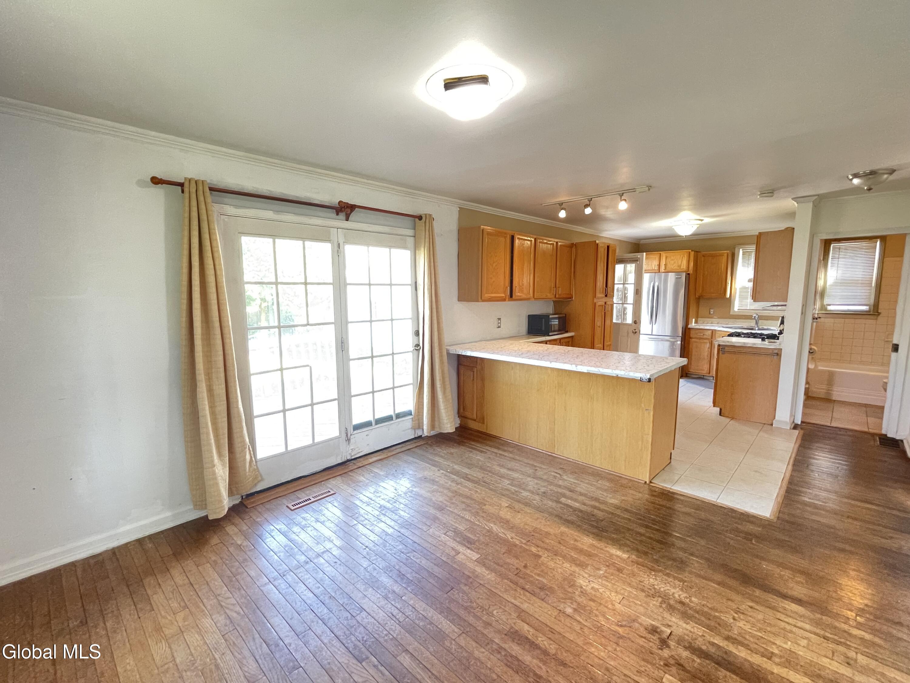 32 Park Avenue Latham NY 12110