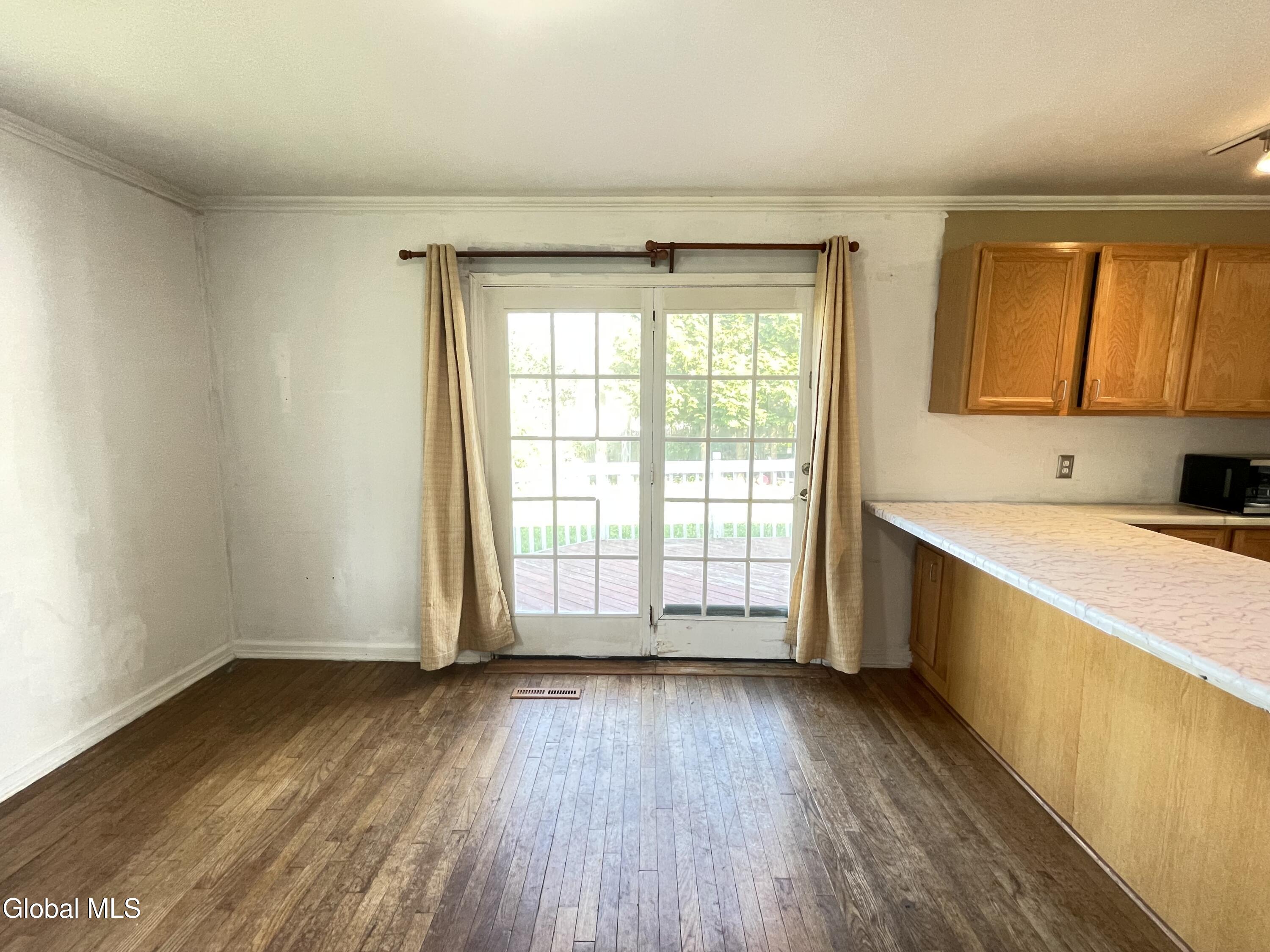 32 Park Avenue Latham NY 12110