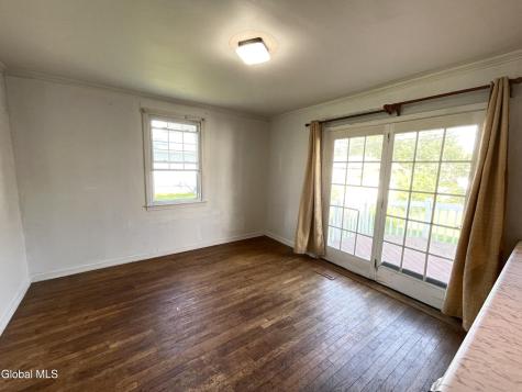32 Park Avenue Latham NY 12110