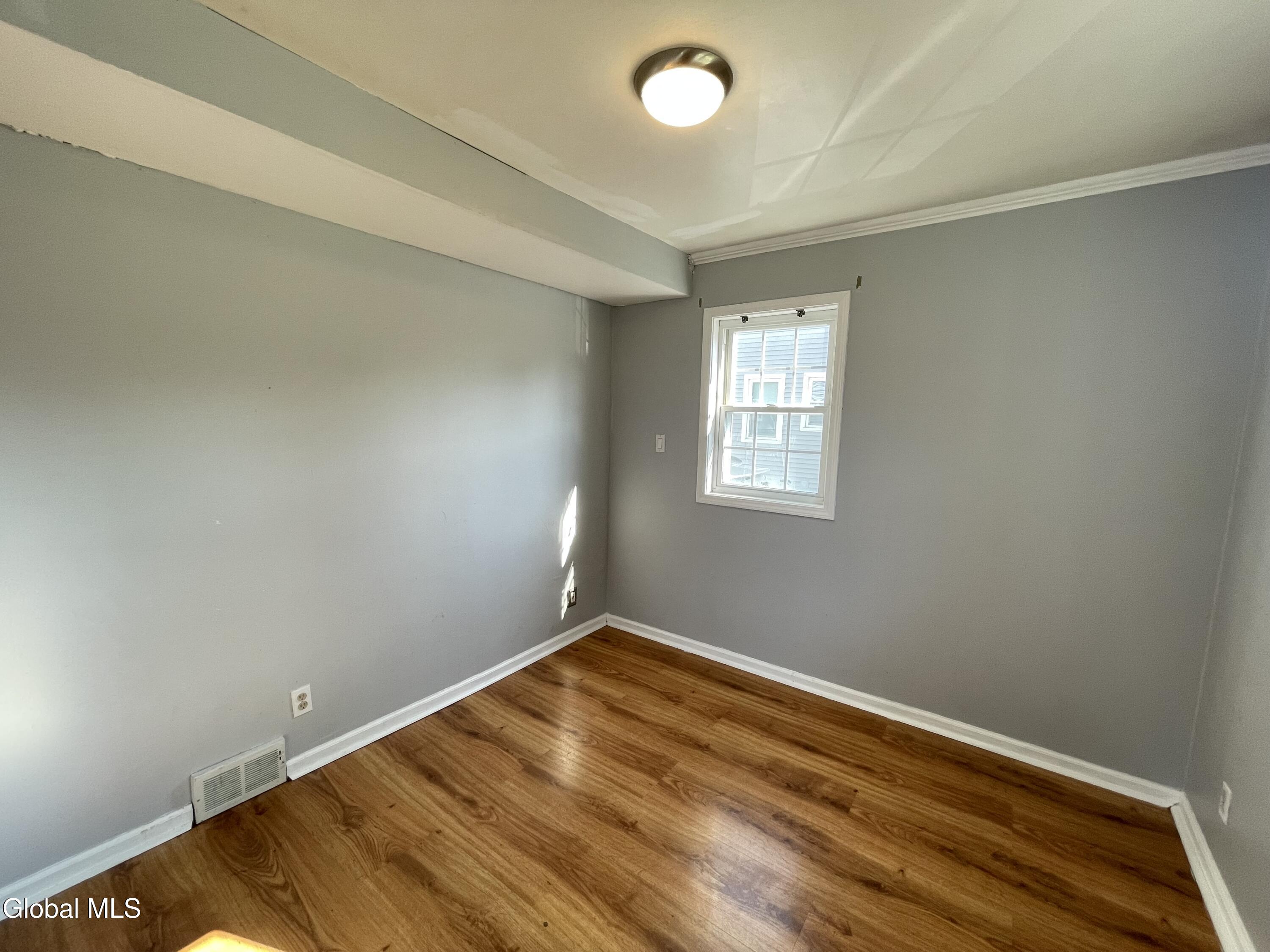 32 Park Avenue Latham NY 12110