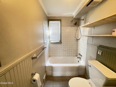 32 Park Avenue Latham NY 12110