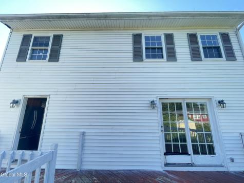 32 Park Avenue Latham NY 12110