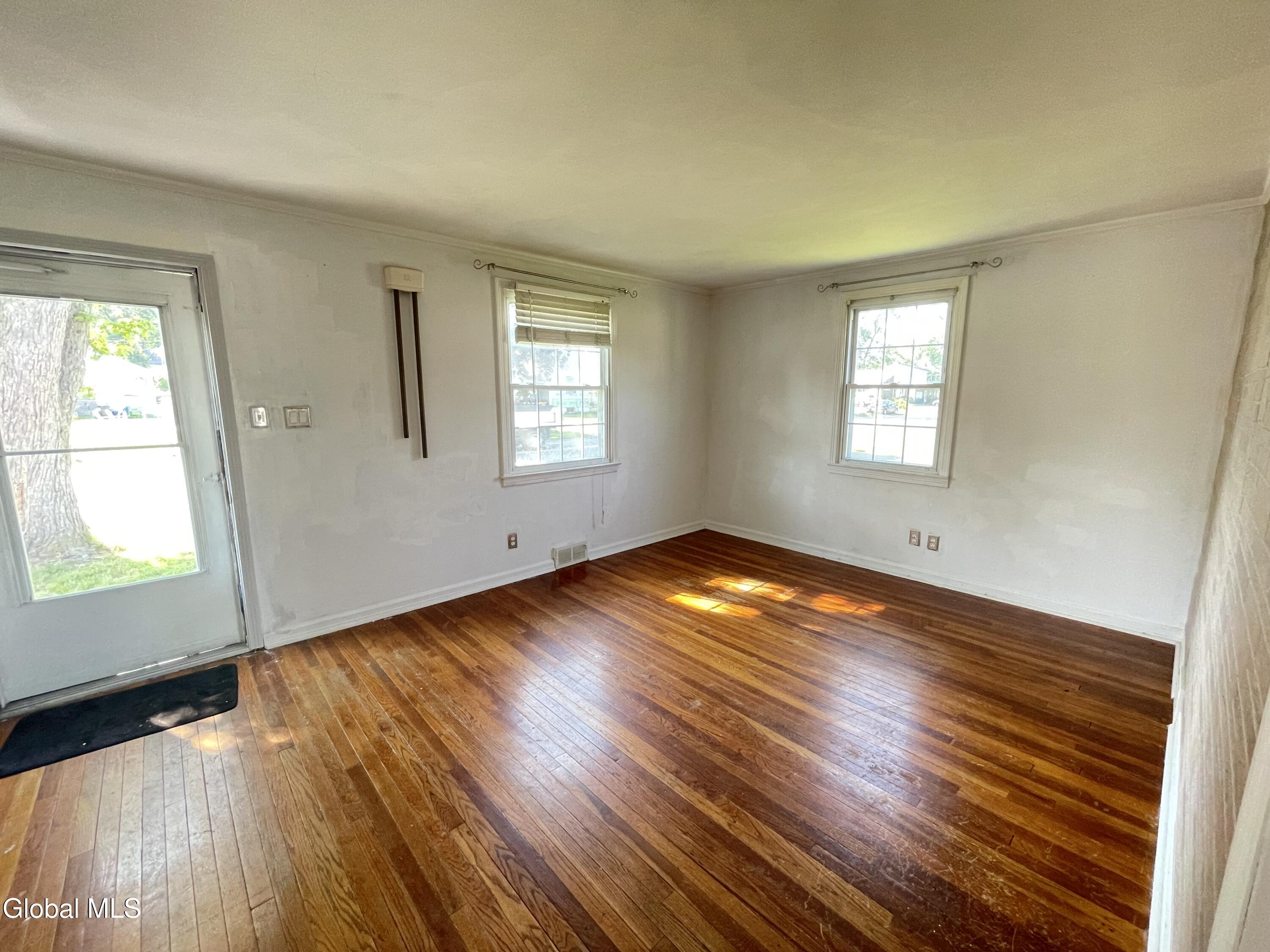 32 Park Avenue Latham NY 12110