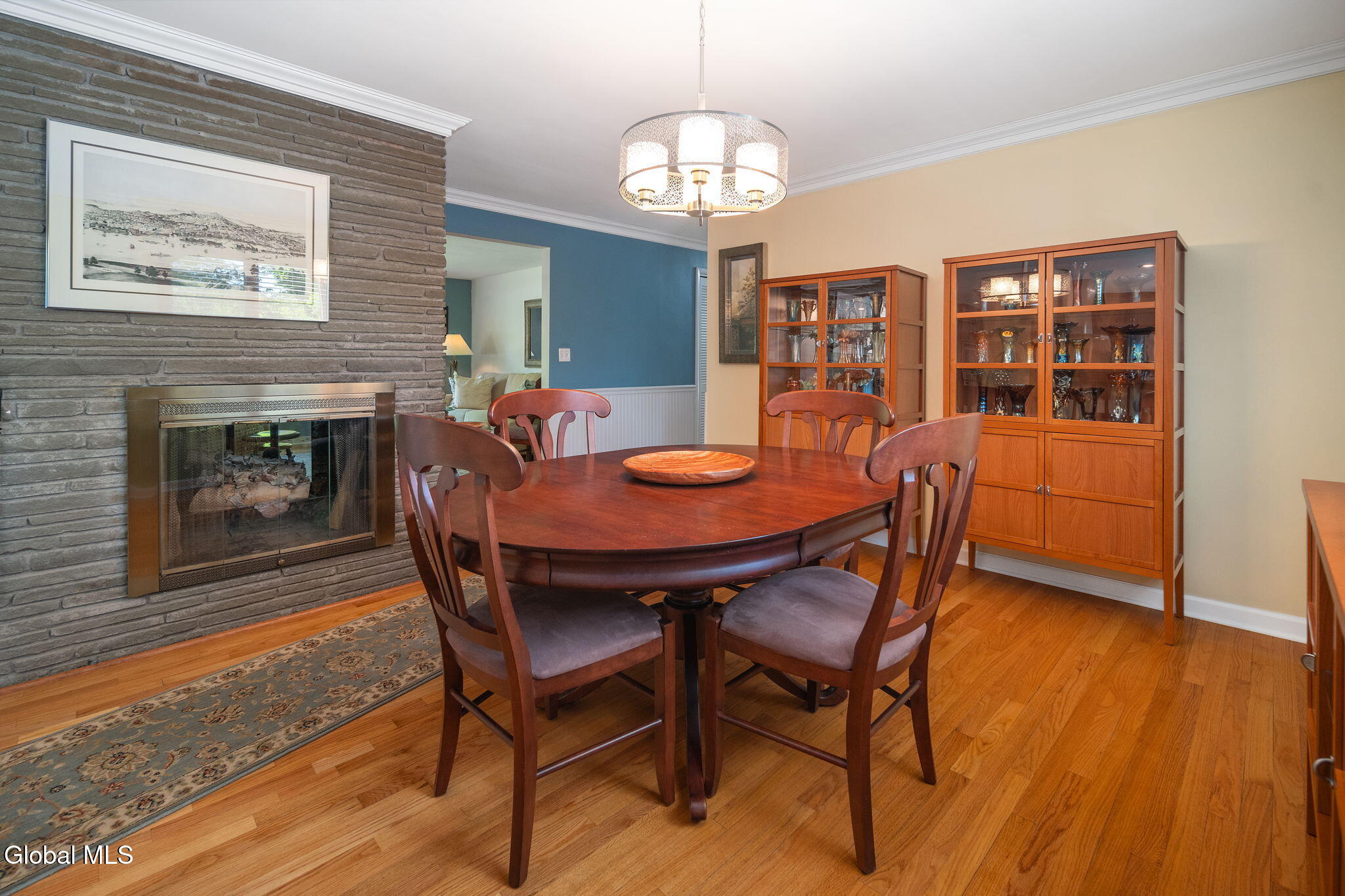 6 W Hite Court Schenectady NY 12303