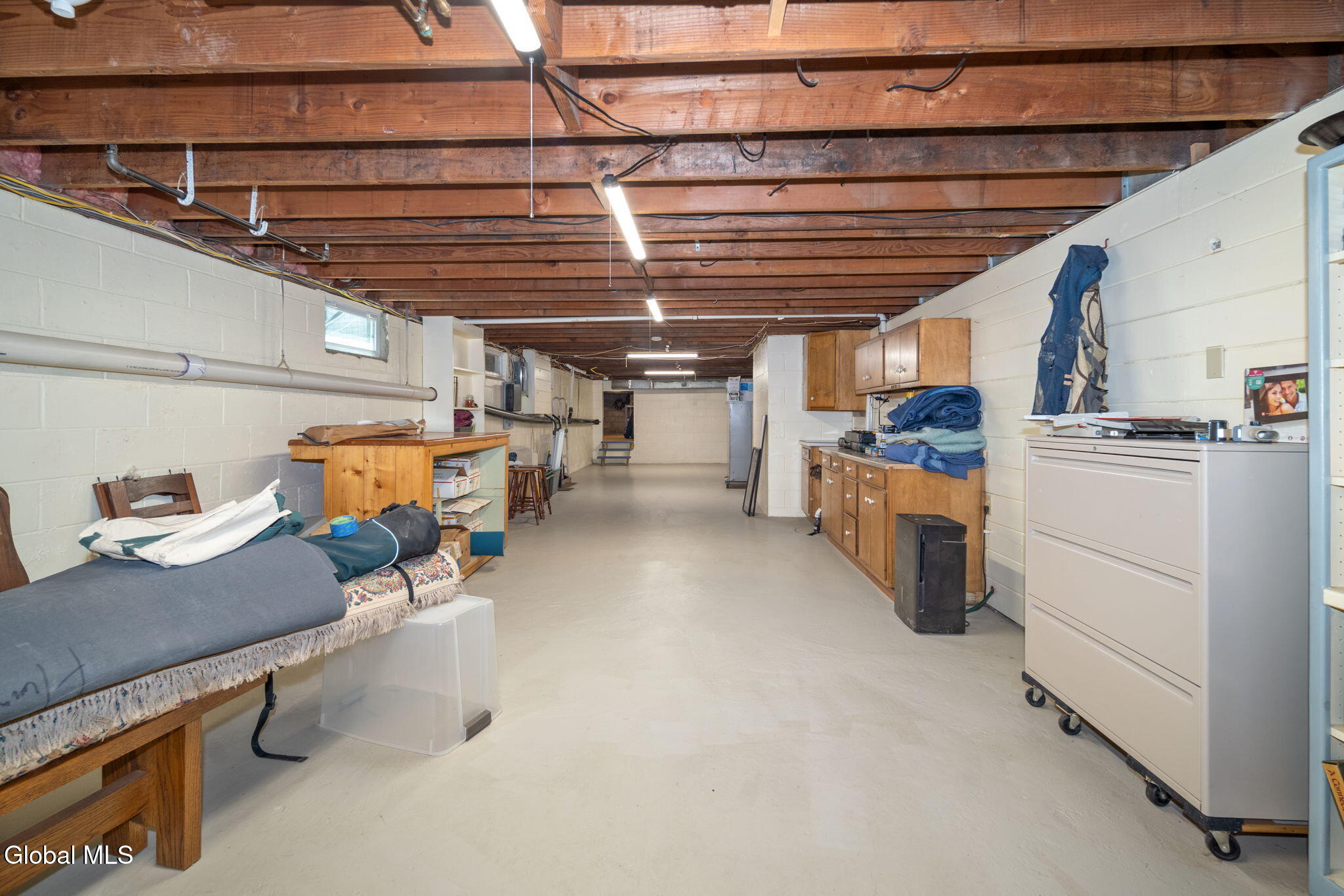 6 W Hite Court Schenectady NY 12303