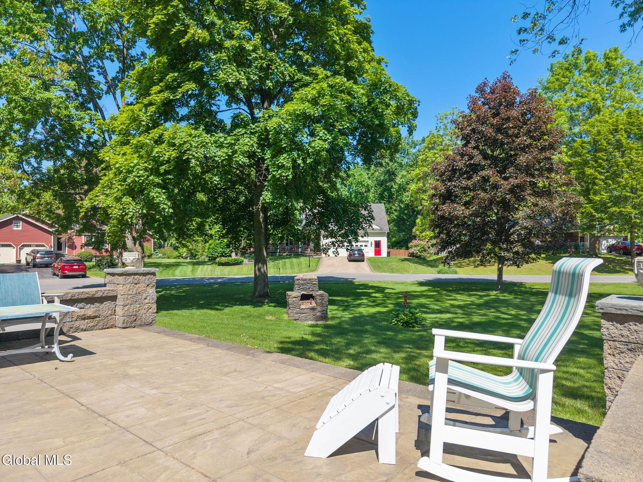 6 W Hite Court Schenectady NY 12303