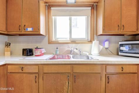 25 Maple Avenue Gloversville NY 12078