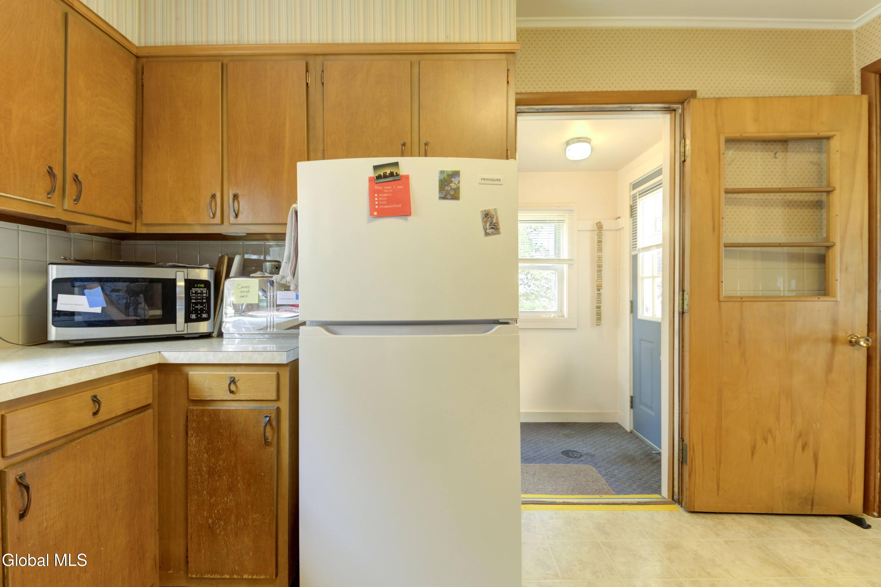 25 Maple Avenue Gloversville NY 12078