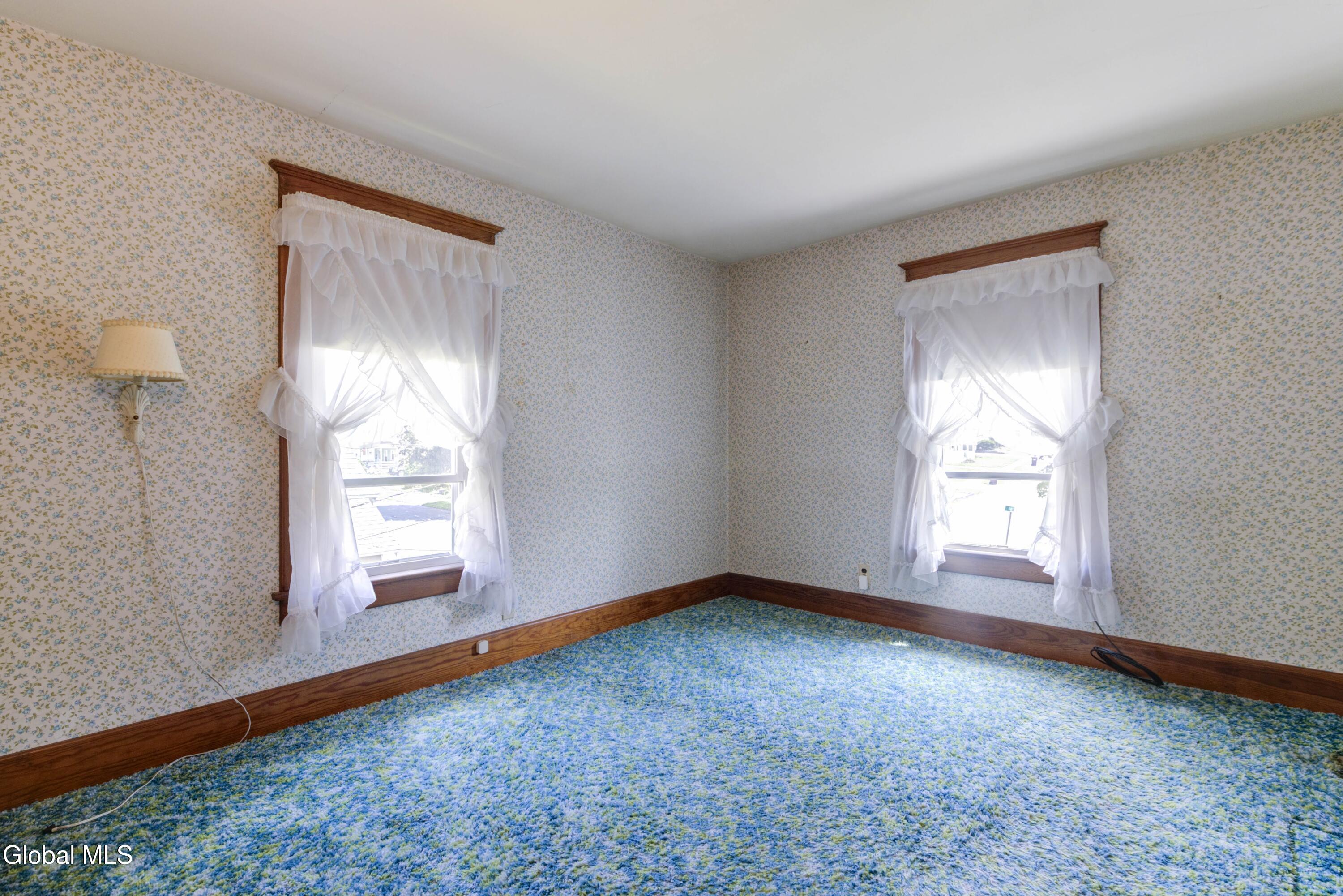 25 Maple Avenue Gloversville NY 12078