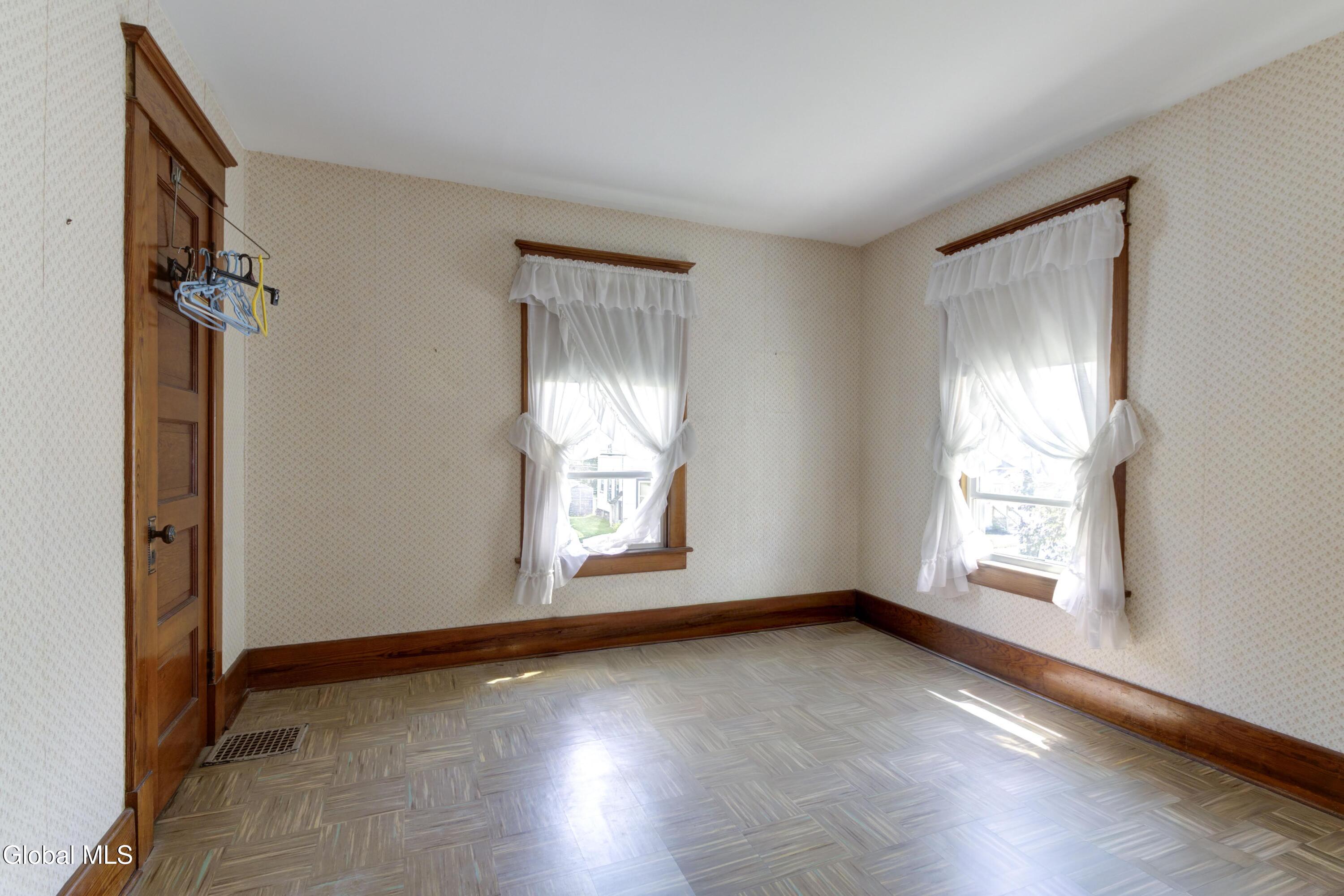 25 Maple Avenue Gloversville NY 12078