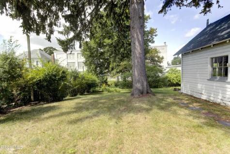 25 Maple Avenue Gloversville NY 12078