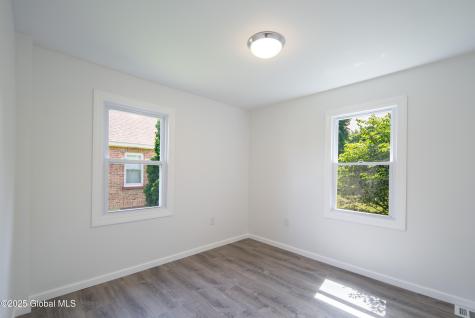 135 Freemans Bridge Road Glenville NY 12302